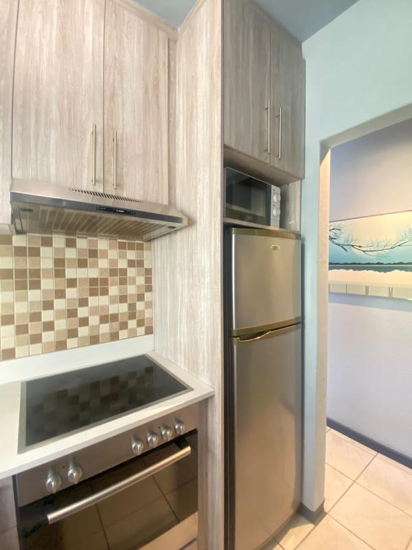 To Let 1 Bedroom Property for Rent in Sea Point Western Cape